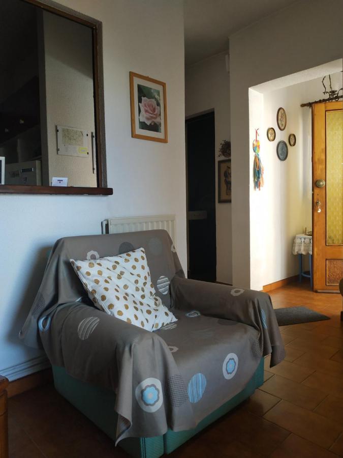 Violet Bedroom And Apartment Spáta 외부 사진