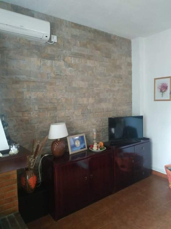 Violet Bedroom And Apartment Spáta 외부 사진